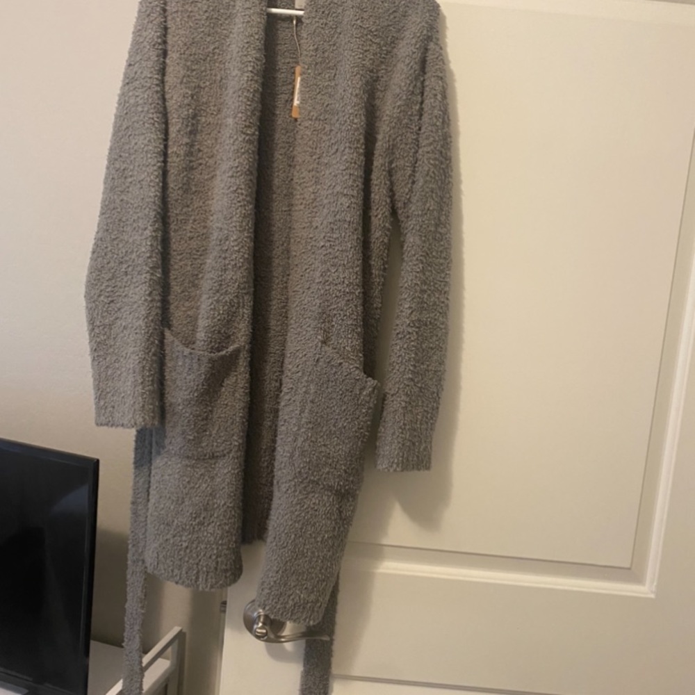 Skims robe grey size large